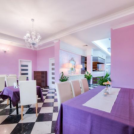Imperium - Hotel Restauracja Firlej Buitenkant foto